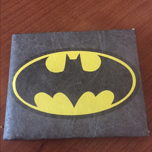 Batman Wallet - Picture 1 of 2