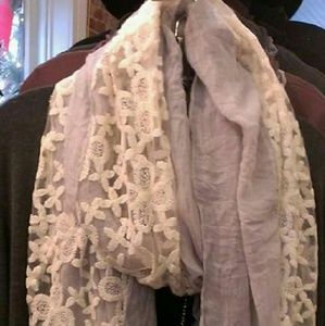 Lace and linen scarf