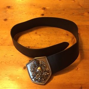 Black leather Ralph Lauren belt
