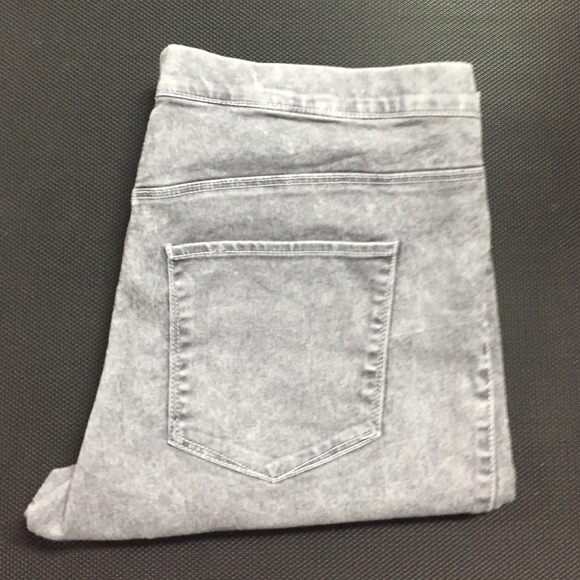 Jeggings / skinny jeans