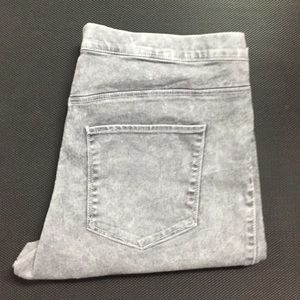 Jeggings / skinny jeans