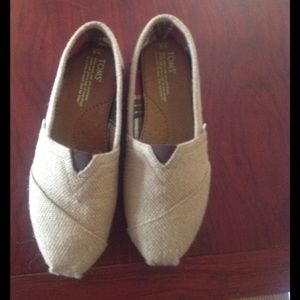 Burlap toms