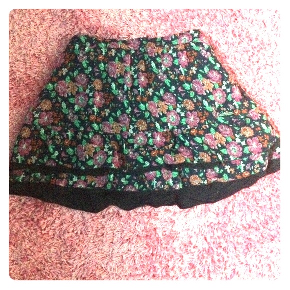 A&F floral print skirt