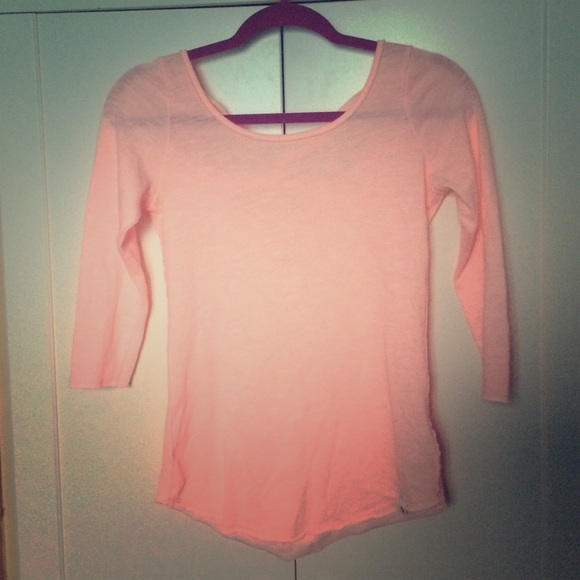 Baby pink 3/4 sleeve shirt with back detail
