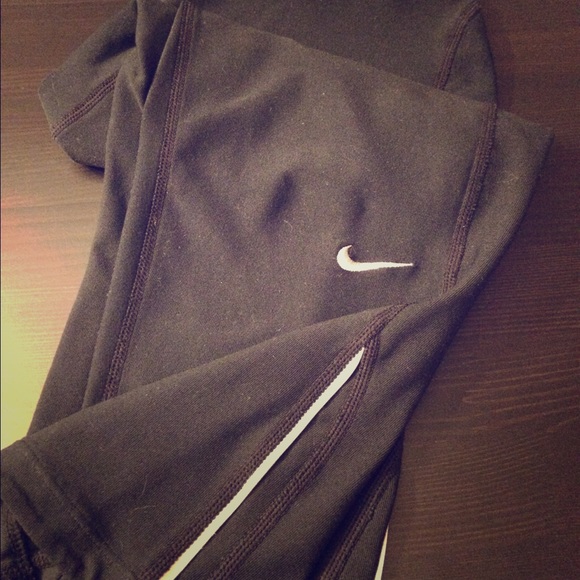 Nike DRIFIT Running Capris