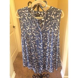 🚫SOLD🚫Fun and flirty fashionable top