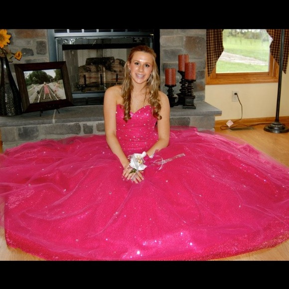 Prom Dress - Picture 4 of 4