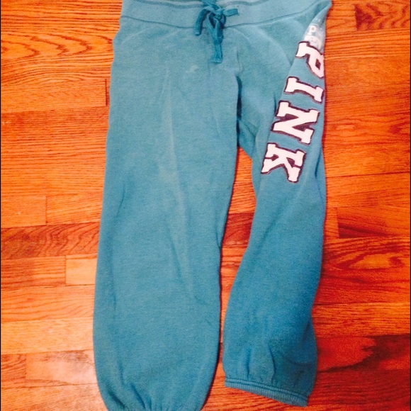 Victoria's Secret Pink cropped sweats