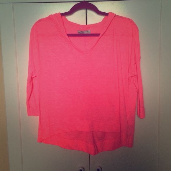 3/4 sleeve flowy cropped top