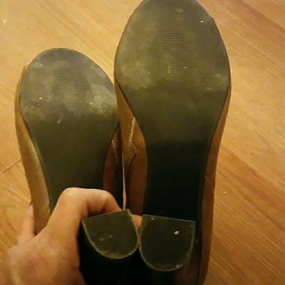 Boots - Picture 3 of 3