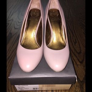Blush Vince Camuto Pumps