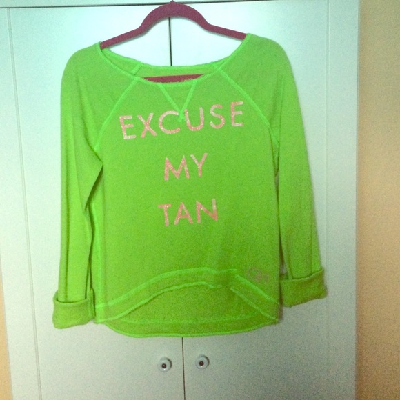 Off the shoulder sweatshirt with 'excuse my tan'