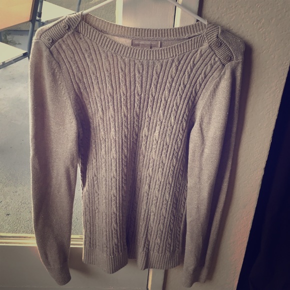 Cream Banana Republic Sweater in Medium