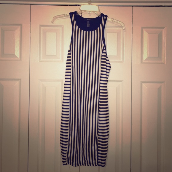 Forever 21 black and white striped body con dress
