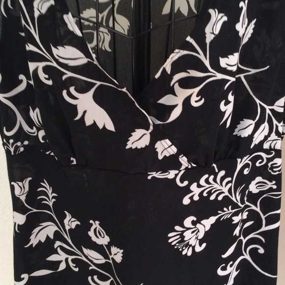 Top - Picture 4 of 4