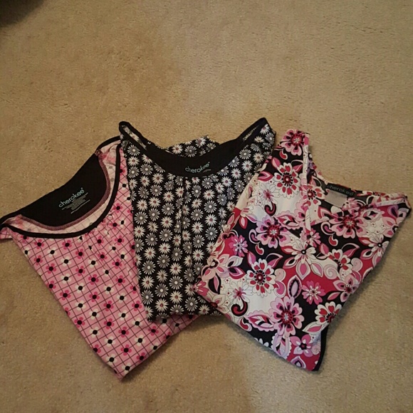 Bundle of 3 scrub tops