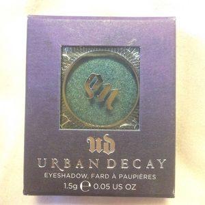 Urban Decay Eyeshadow Loaded Green BNIB