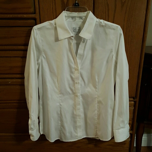 White fitted Shirt