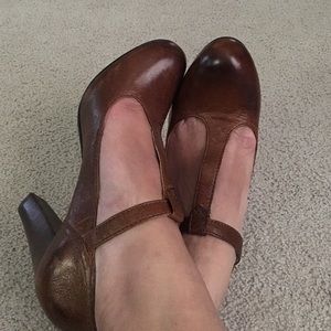 Frey Miranda T-strap heels