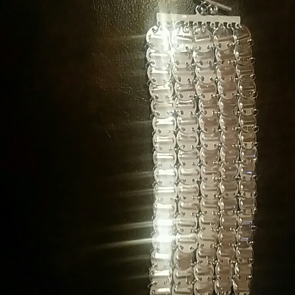 Jewelry - Picture 4 of 4