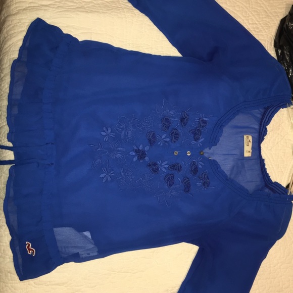 Hollister 3/4 sleeves dressy top - Picture 4 of 4