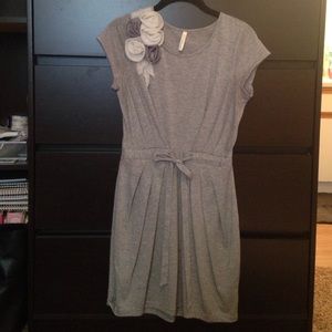 Soft grey cinches waist dress!