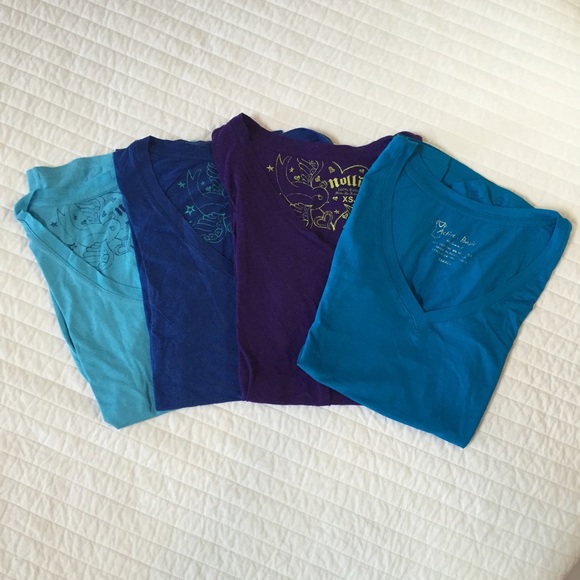 Delia's V Neck Bundle (Four)
