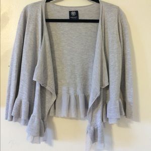 Gray American eagle open sweater with detailing