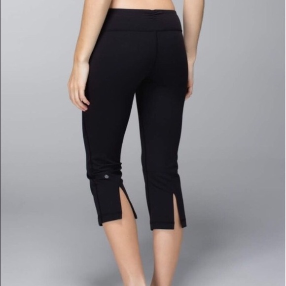 Lululemon Cropped Pants