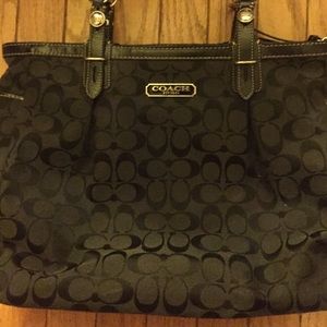 Coach Signature Tote in Black