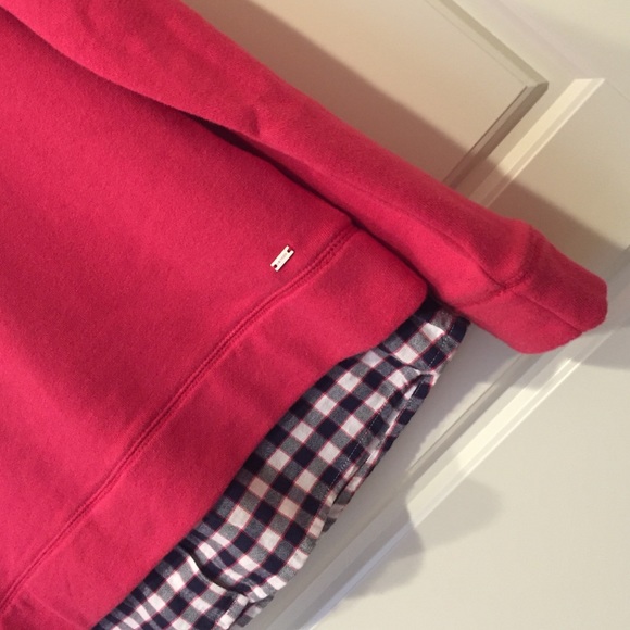 Tommy Hilfiger Top women's small. Navy, white,pink - Picture 3 of 4