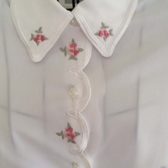 Top - Picture 2 of 2