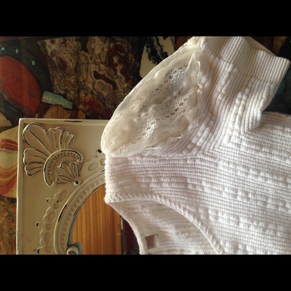 Knitted and Knotted top. - Picture 2 of 3