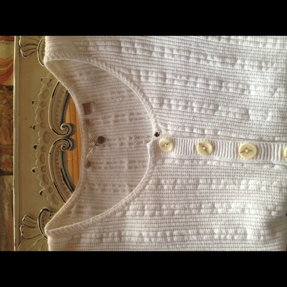 Knitted and Knotted top. - Picture 3 of 3