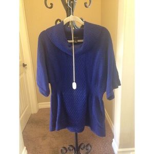 Blue cowl neck short sleeve sweater