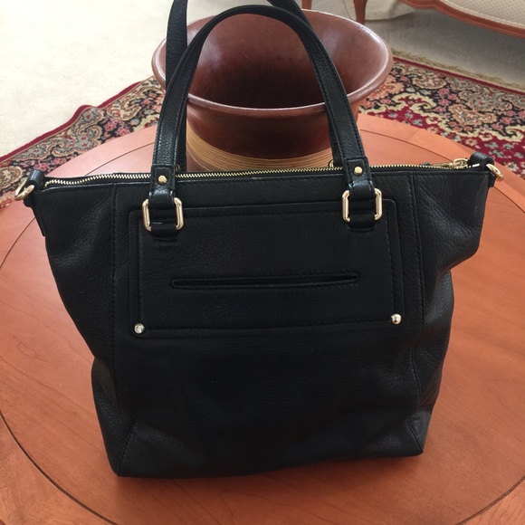 ❌SOLD❌ Michael Kors tote - Picture 4 of 4