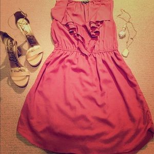 Dark pink rose sleeveless dress.