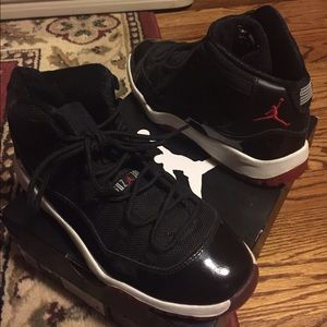 Jordan Bred 11