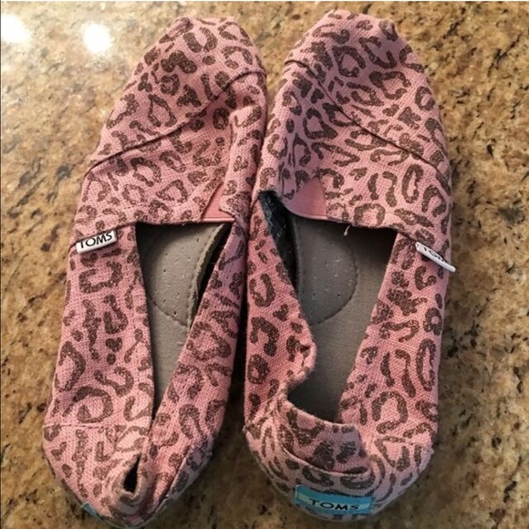 Toms