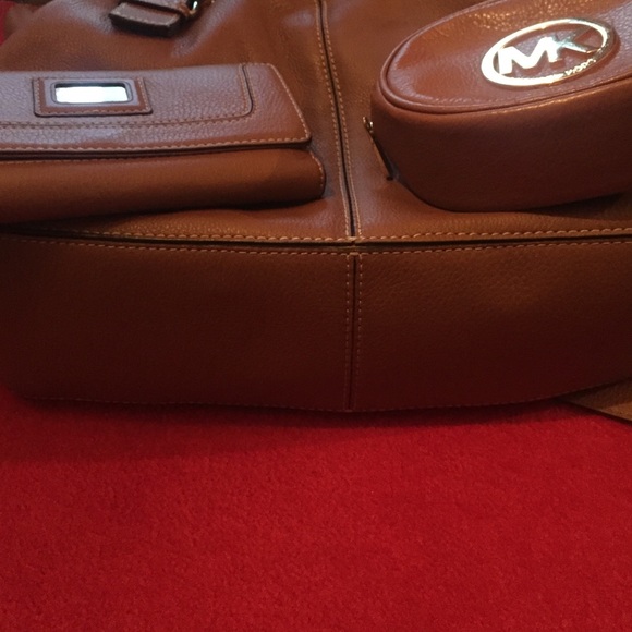 🎉🎊Authentic 3 Pieces Michael Kors  Gift Set 🎊🎉 - Picture 4 of 4