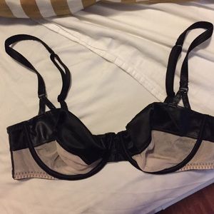 VS Mesh/Satin/Leather Balconet Bra