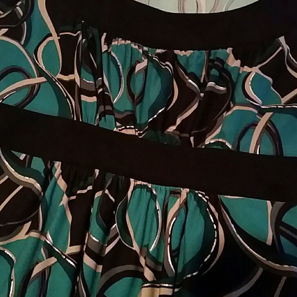 Adorable top! - Picture 2 of 2