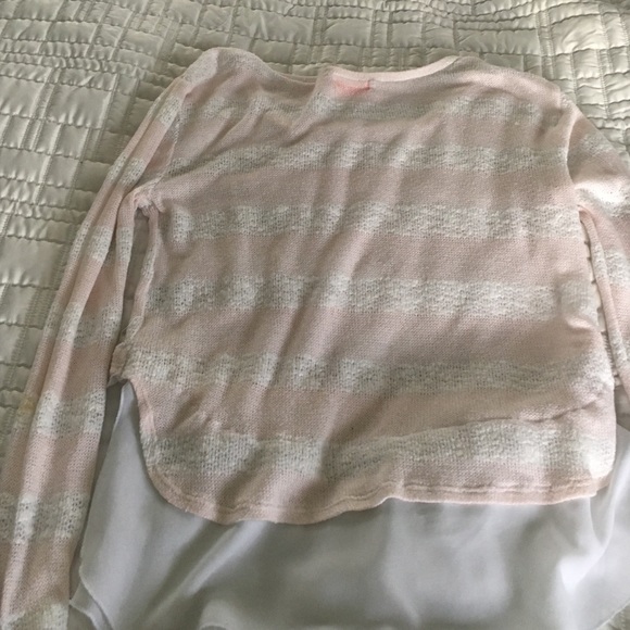 Pink and white sweater. - Picture 2 of 2