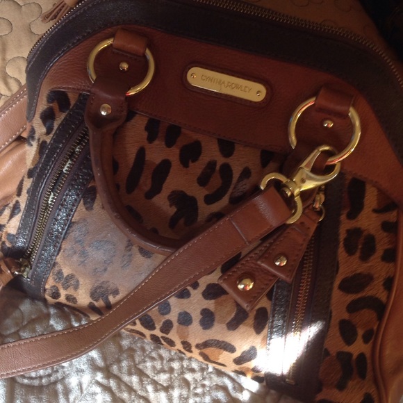 Cynthia Rowley Cheetah Print purse - Picture 1 of 4