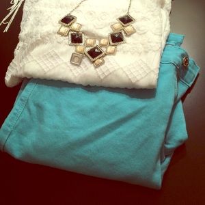 Amazing light blue jeans!