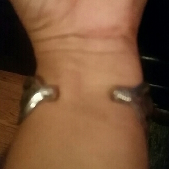 Jewelry - Picture 4 of 4