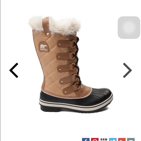 ISO sorel snow boots