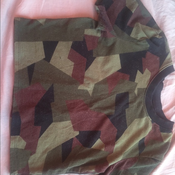 Kendall and Kylie T-shirt