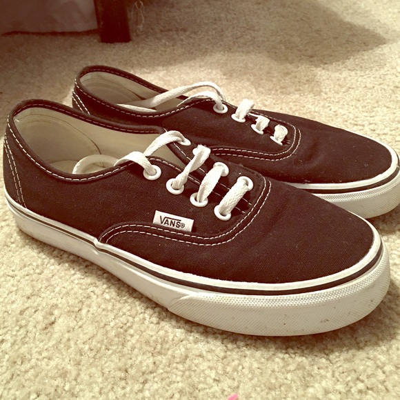 Van shoes - Picture 1 of 4
