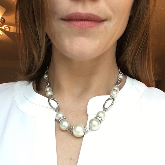 Four necklace bundle - Picture 3 of 4